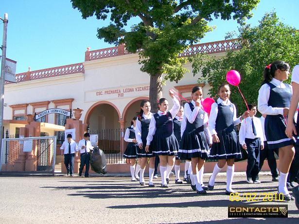 CELEBRAN CENTENARIO DE LA ESCUELA LEONA VICARIO (1910-2010)